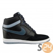 Nike Utcai cipő Wmns nike force sky high 629746-009